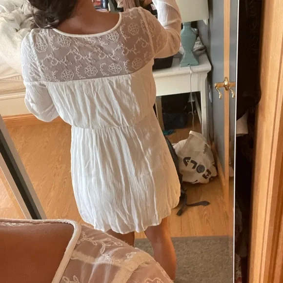 Abercrombie and fitch white dress - Picture 3 of 5